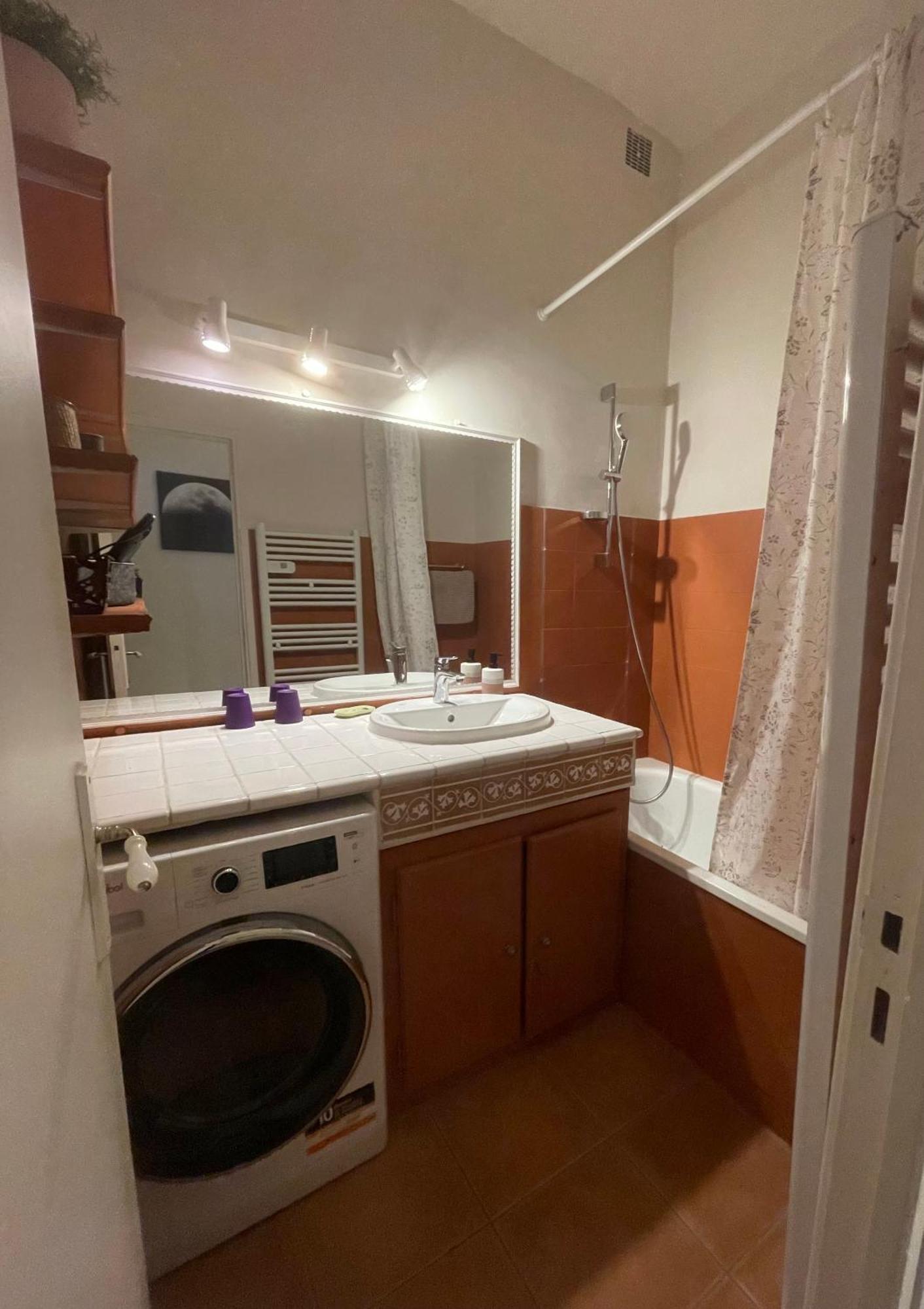 Appartement Au Centre D'Awinion Zewnętrze zdjęcie